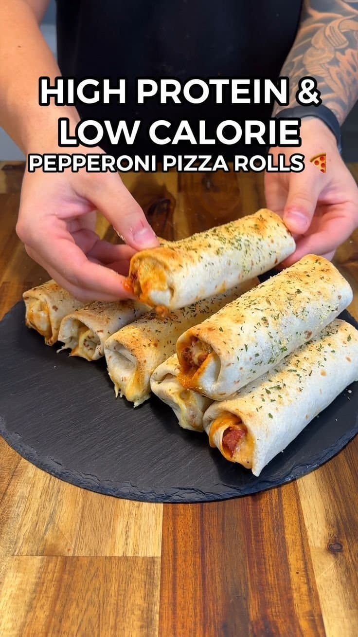 Low-Calorie Pepperoni Pizza Rolls