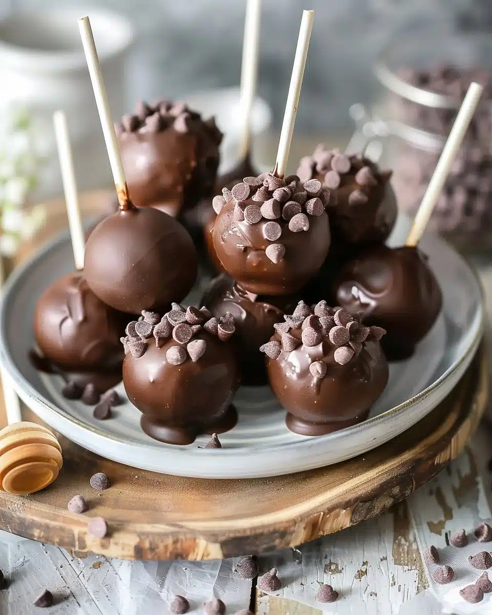 Starbucks Copycat Chocolate Cake Pops